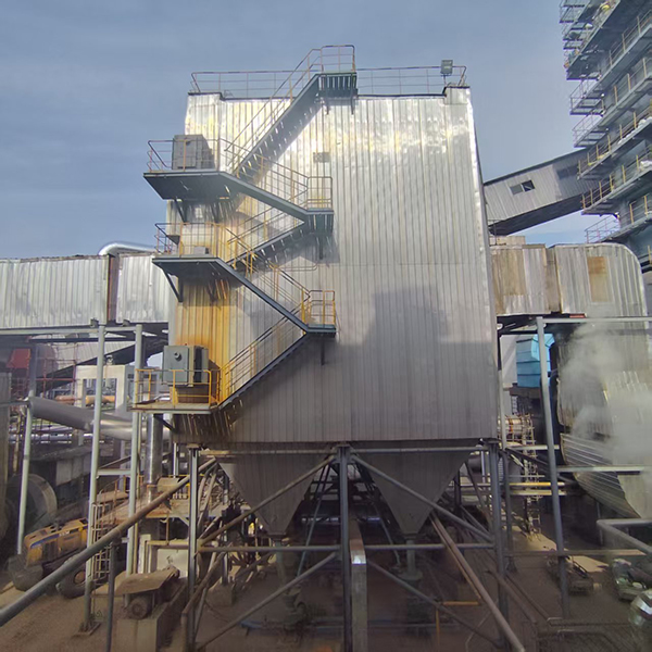 电袋昆明除尘器工程案例： 130T/h锅炉配套电袋昆明除尘器
